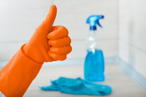 Professional end of tenancy cleaning for a Haringey rental property kitchen